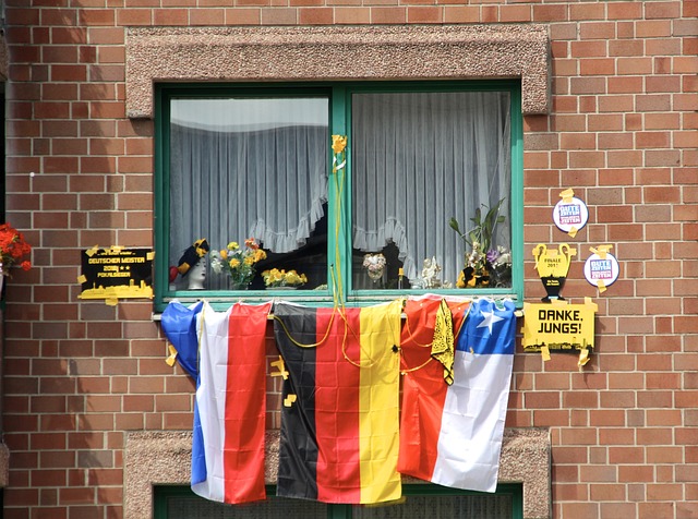 现了包揽女 现了包揽女